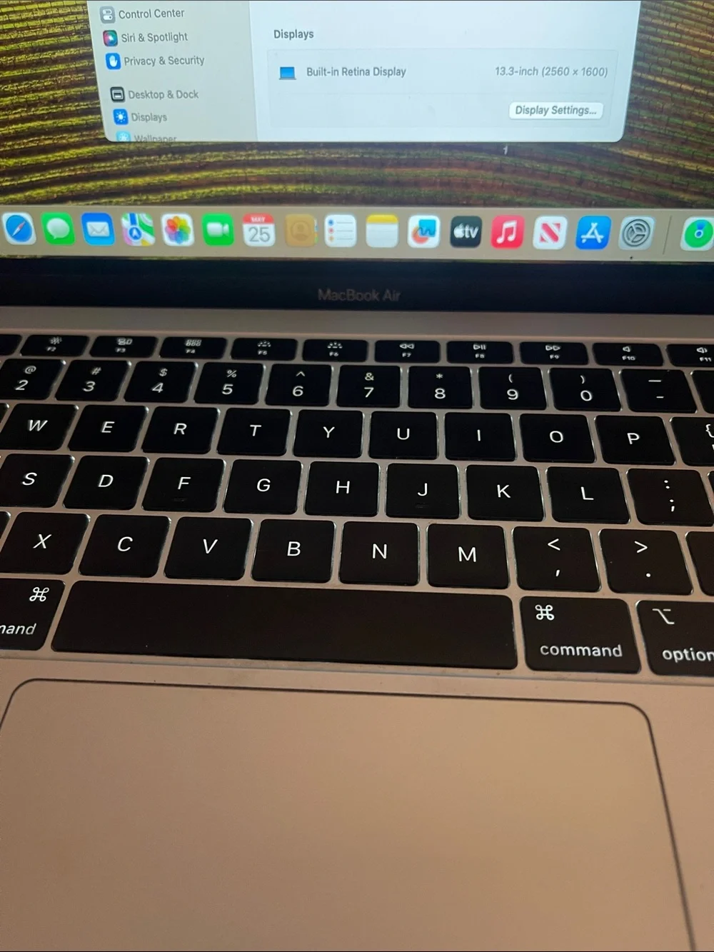 Apple Silver MacBook Laptop 1.6 GHz Dual-Core Intel Core i5 16GB 256 GB